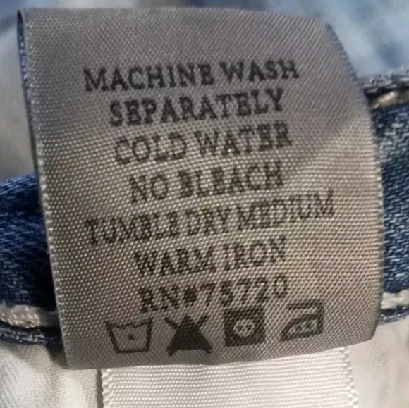 BKE Jeans Aiden Bootcut Size 27R Distressed - Picture 7 of 8